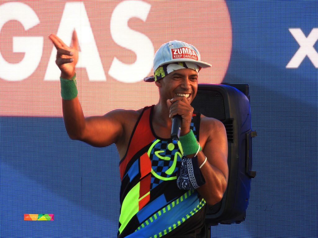 J.E.Piriz nos hizo mover en el Antel Arena