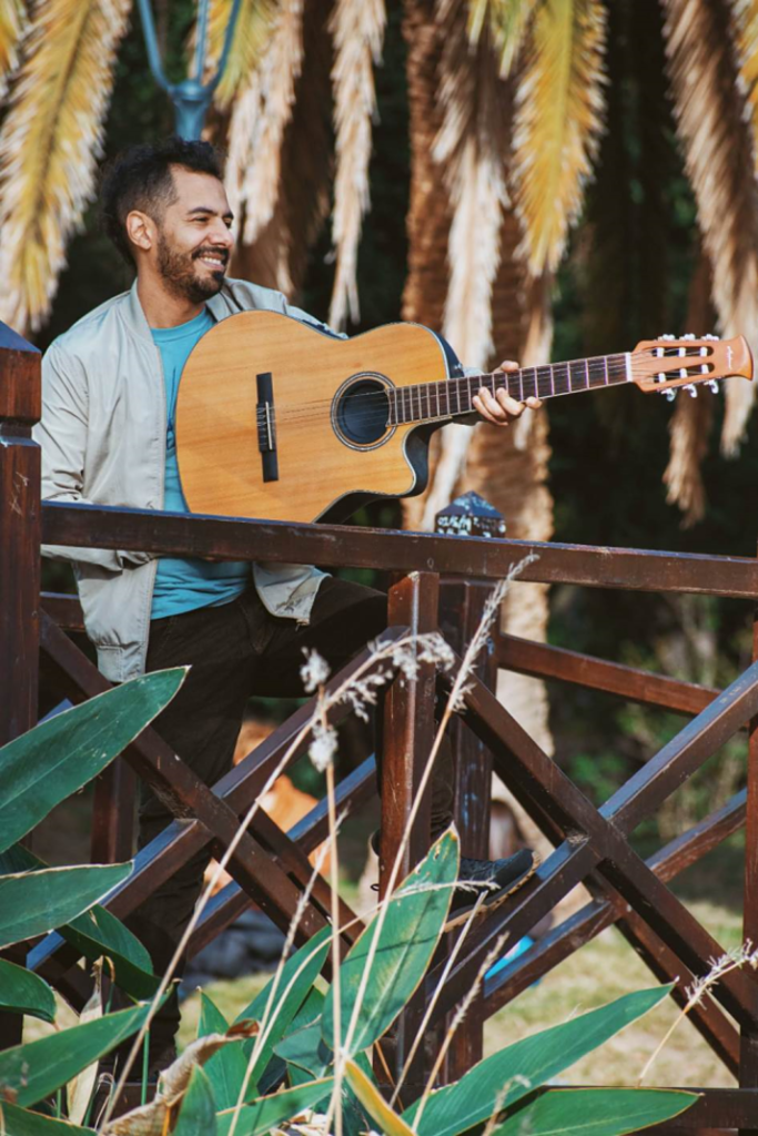Desde Montevideo, BOOOM PLAN lanza su nuevo videoclip «Que todo pase»