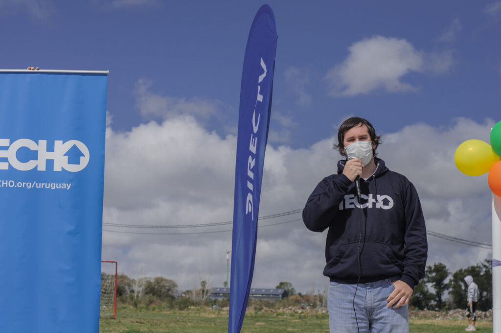 DIRECTV y TECHO inauguraron un espacio deportivo y recreativo en el barrio “24 de Enero”