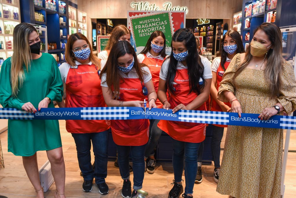 Bath & Body Works celebró la apertura de su primera tienda en Punta Carretas Shopping