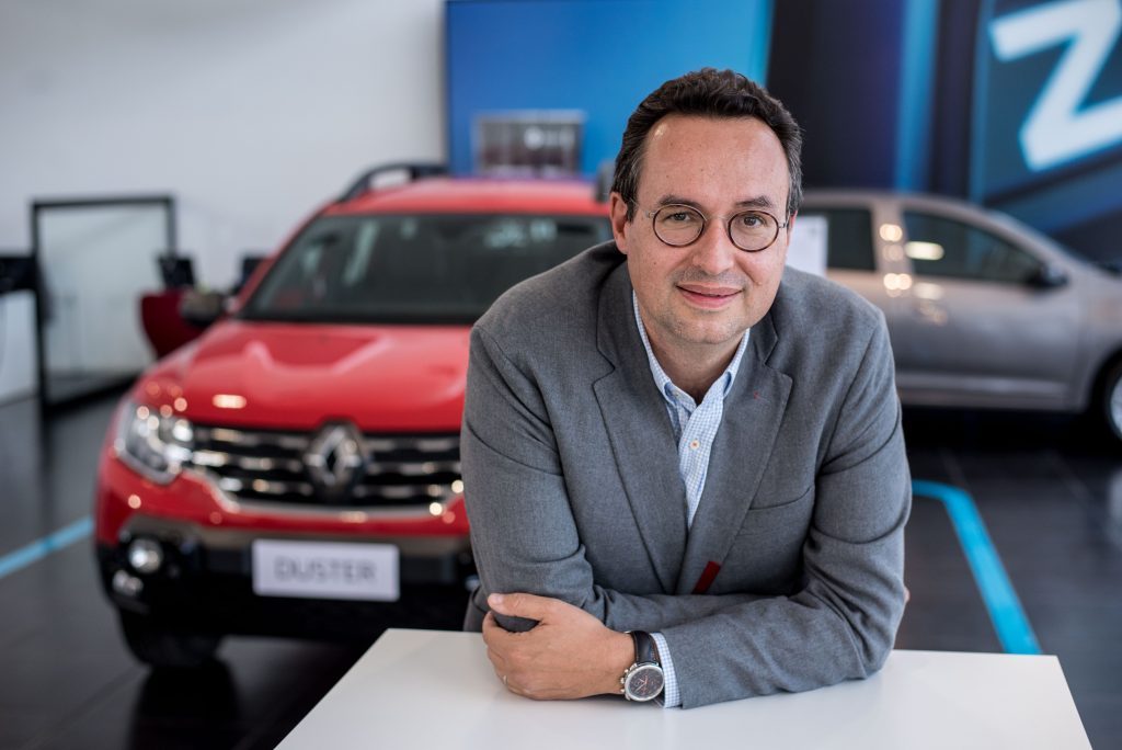 Renault prepara la llegada en 2022 del Arkana híbrido y el Kwid 100% eléctrico