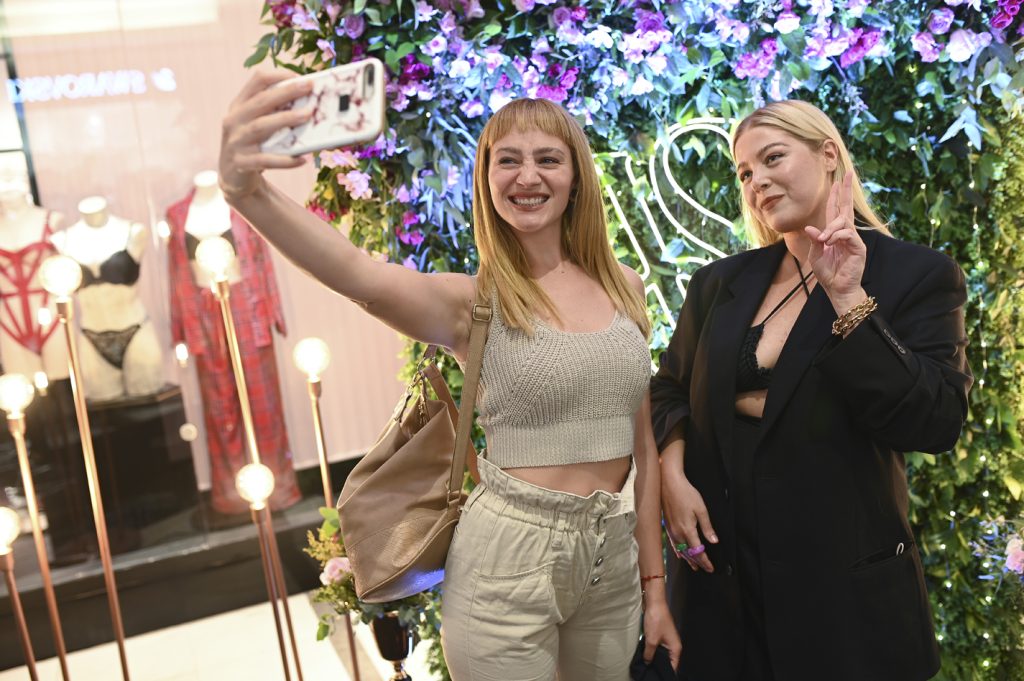 VICTORIA´S SECRET DESEMBARCÓ EN URUGUAY CON SU PRIMER LOCAL EN PUNTA CARRETAS SHOPPING