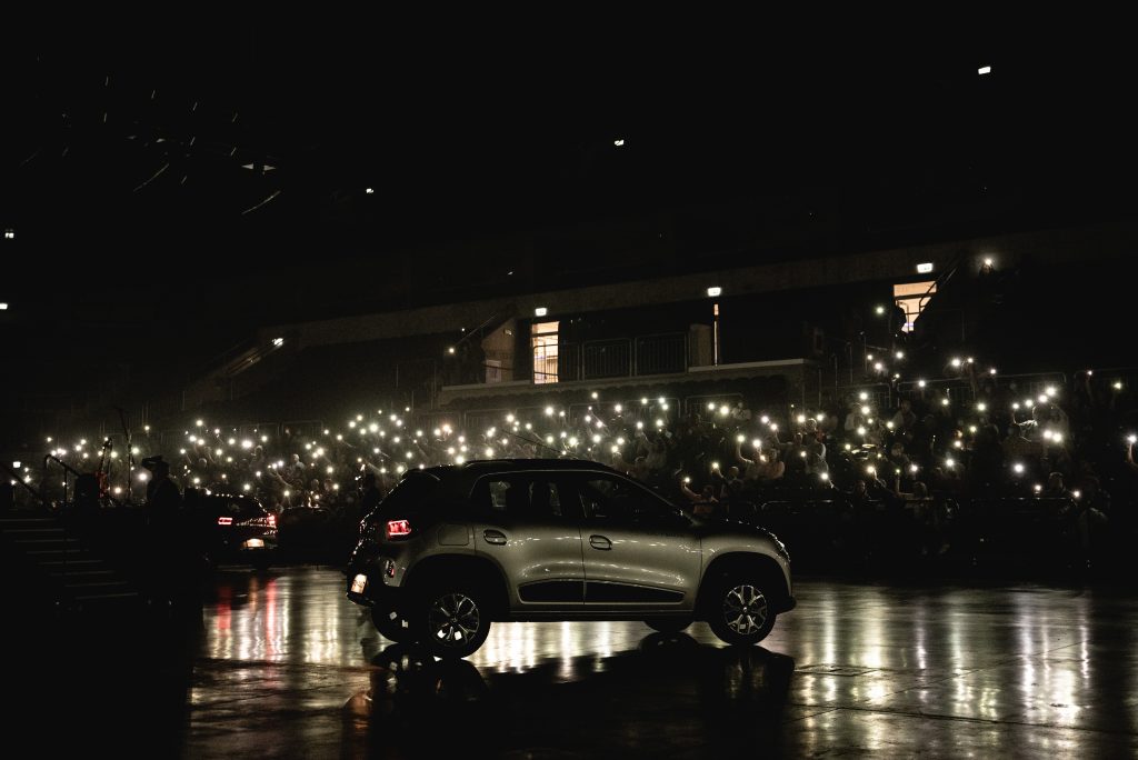 Renault celebró el lanzamiento de la nueva versión de su modelo Kwid