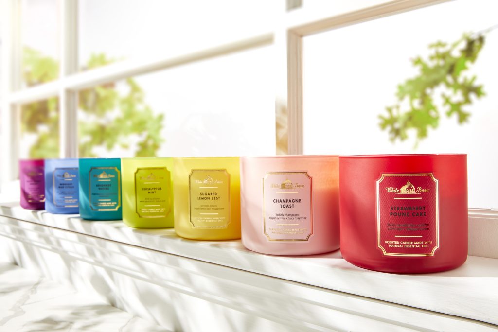 Bath & Body Works presenta su nueva colección de velas White Barn Restage