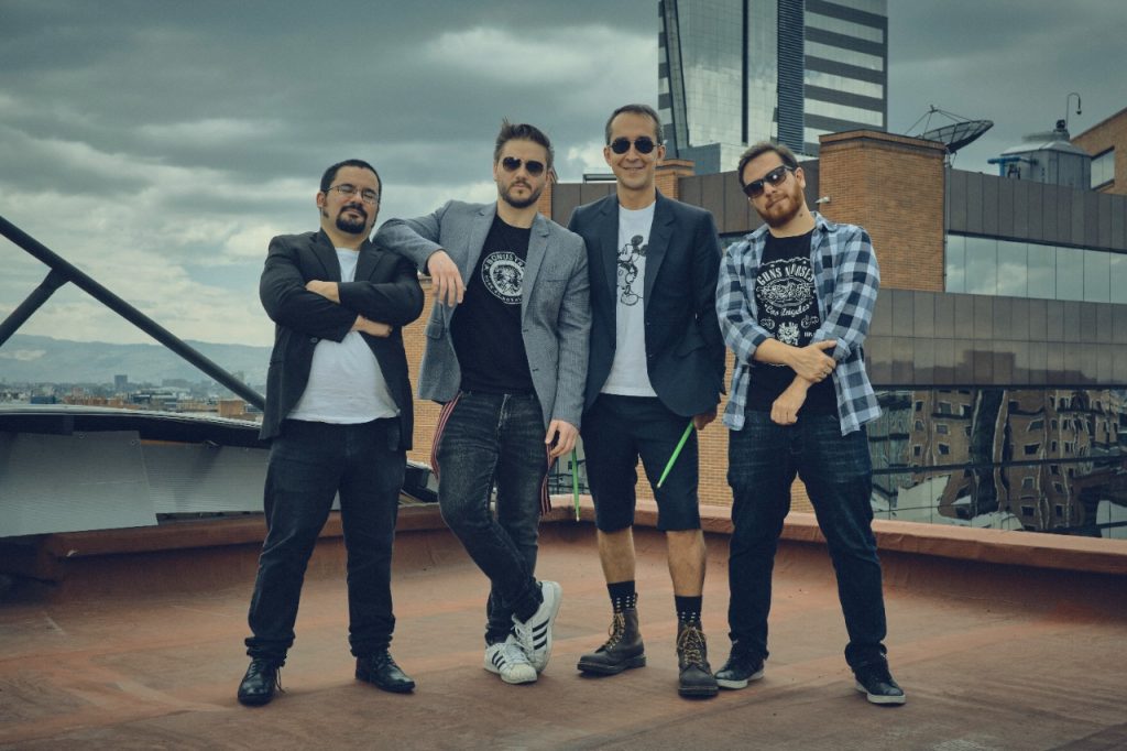 La banda de rock colombiana Bonus Trak presenta ‘Abril’, una canción de amor puro y real