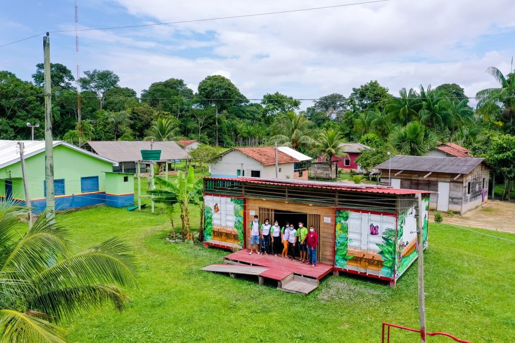 Michael Dell destaca el proyecto Solar Community Hub en Latinoamérica como ejemplo de tecnología para la recuperación de la economía y la sociedad