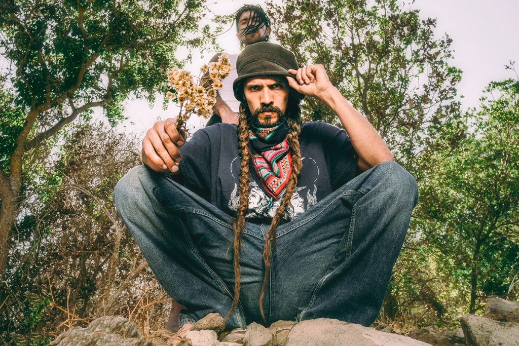 Intenciones para un nuevo tiempo: Lion Nativo sana con “Medicina De Esta Tierra”
