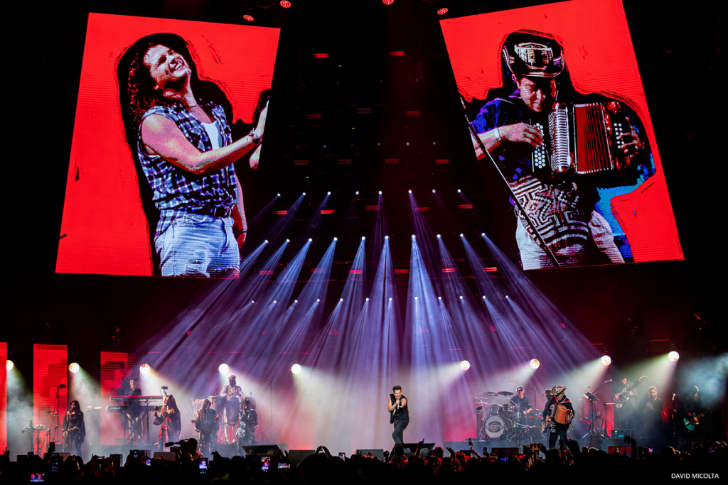 DIRECTV PRESENTA UNA NUEVA PRODUCCIÓN ORIGINAL:  CARLOS VIVES – CUMBIANA TOUR