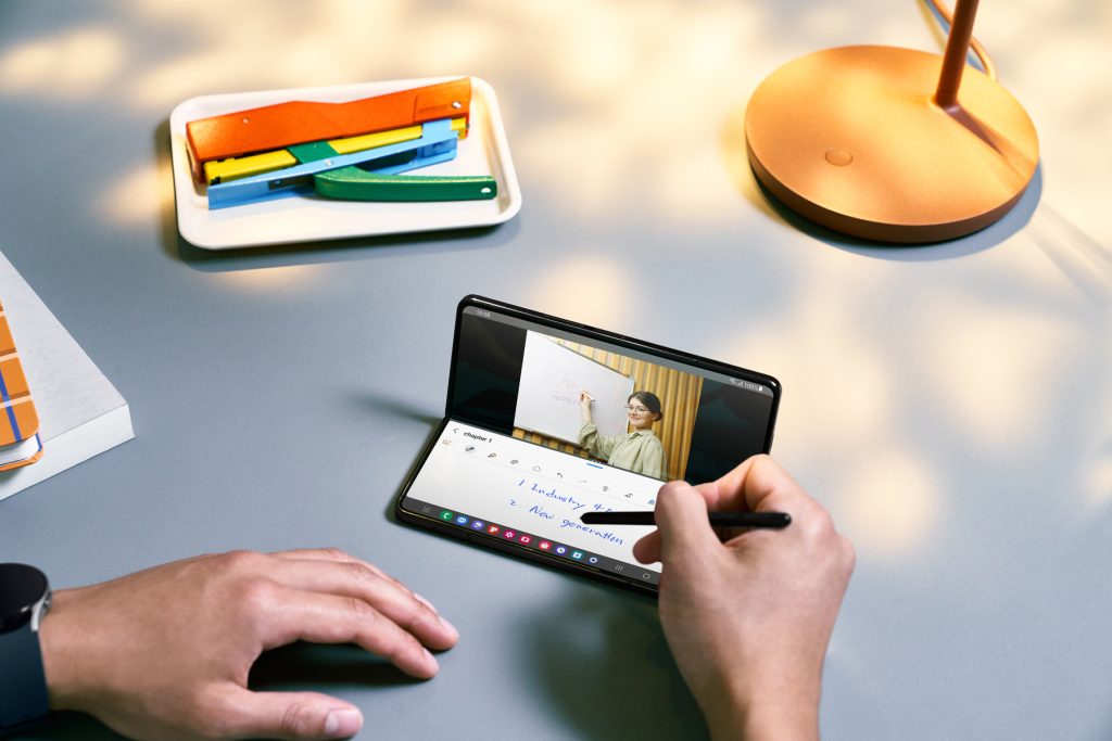 Descubrí las 5 razones para elegir un smartphone plegable