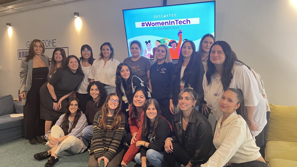 Mujeres y tecnología: el debate entre profesionales sobre el presente y futuro del género femenino en la logística