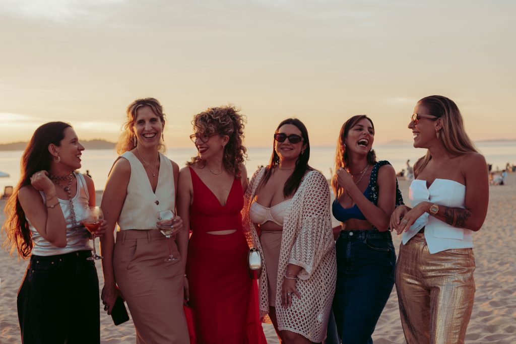 Renner regresa este verano al parador Posto 5 de Punta del Este  con una experiencia única de playa