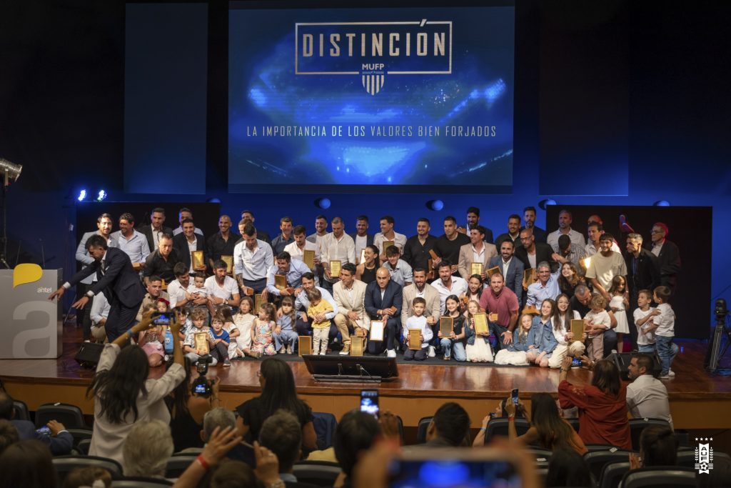 AUF continúa promoviendo el crecimiento del fútbol uruguayo