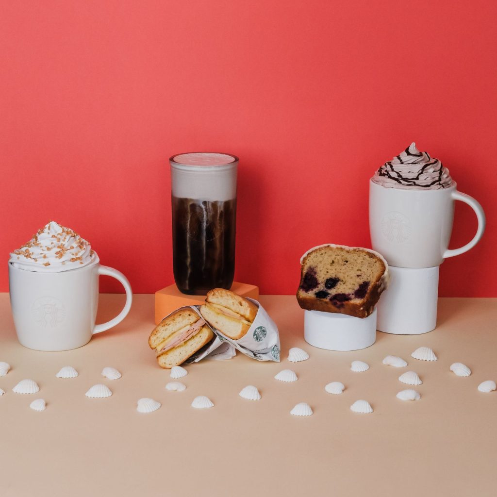 Caramel Flan y Volcán de chocolate son los nuevos sabores de Starbucks para refrescar los días de sol