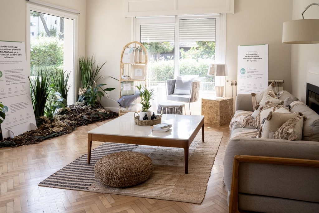 “Hogares que hablan”  Arredo presentó su nueva Colección Otoño – Invierno 2024 con las tendencias de la temporada