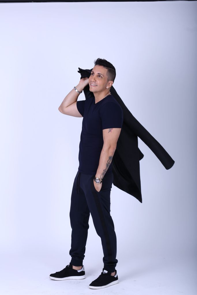 “TU ÉXITO ME SUENA” El musical de los éxitos mundiales creado por ARIEL DE CUBA