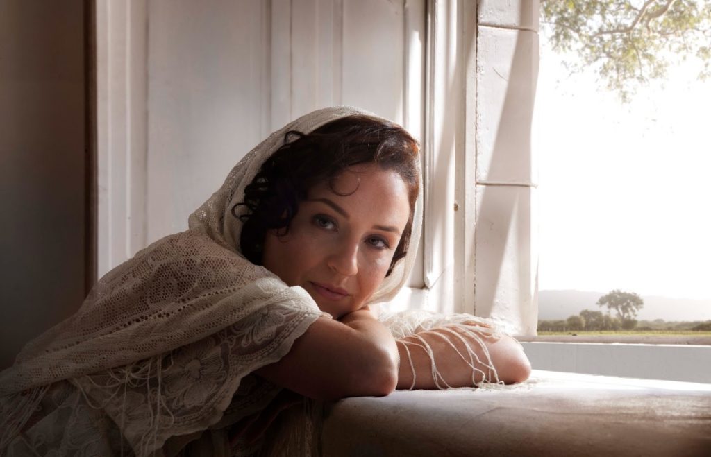 La artista luso-venezolana  presento ‘¿Qué es el amor?’