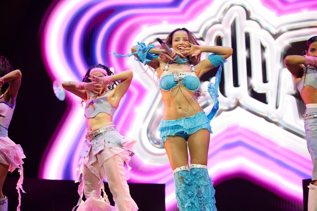 Lo mejor de Emilia se podrá ver en DIRECTV y DGO, con una entrevista íntima y un show de su .MP3 Tour